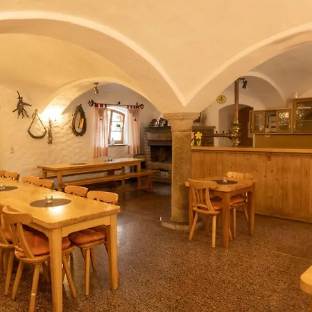 Landgasthof - Braukeller - Fattigau Hotel Oberkotzau